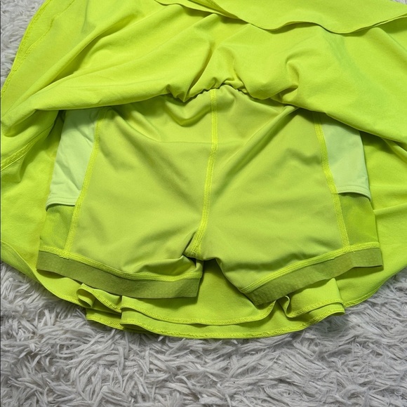 Lululemon Court Rival High-Rise Skirt Highlight Yellow - Picture 3 of 6